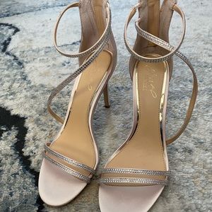 Jewel Badgley Mischka Heels